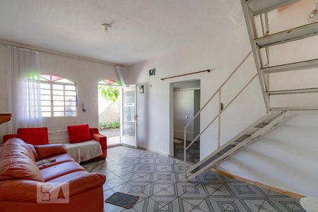 Sala de casa para alugar com 3 quartos, 100m² em Fernão Dias, Belo Horizonte