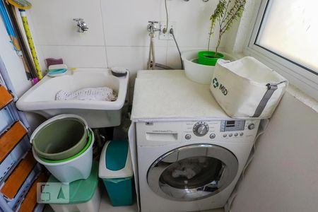 Apartamento para alugar com 63m², 2 quartos e 1 vagaÁrea de Serviço