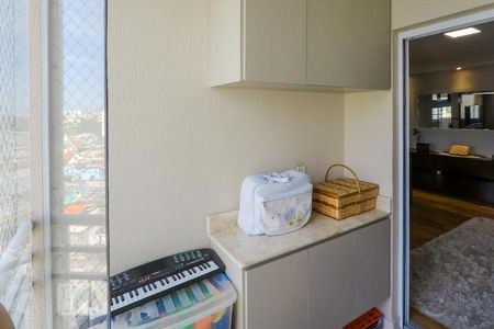 Apartamento para alugar com 63m², 2 quartos e 1 vagaSacada