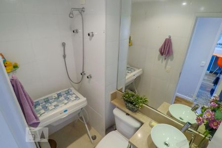 Apartamento para alugar com 63m², 2 quartos e 1 vagaBanheiro