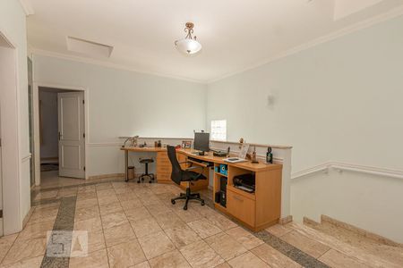 Casa de condomínio à venda com 355m², 4 quartos e 3 vagas Casa de condomínio à venda com 355m², 4 quartos e 3 vagasHome Office