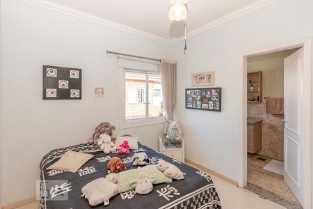 Casa de condomínio à venda com 355m², 4 quartos e 3 vagas Casa de condomínio à venda com 355m², 4 quartos e 3 vagasSuite 3