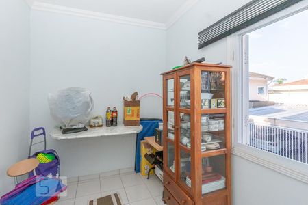 Casa de condomínio à venda com 355m², 4 quartos e 3 vagas Casa de condomínio à venda com 355m², 4 quartos e 3 vagasQuarto de Serviço