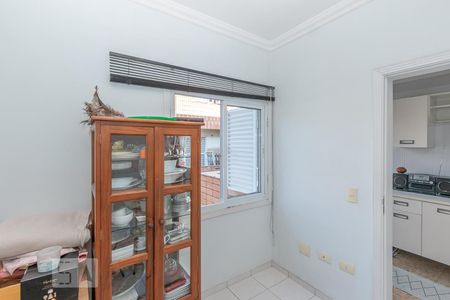 Casa de condomínio à venda com 355m², 4 quartos e 3 vagas Casa de condomínio à venda com 355m², 4 quartos e 3 vagasQuarto de Serviço