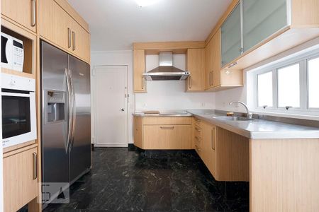 Apartamento para alugar com 200m², 3 quartos e 2 vagasCozinha