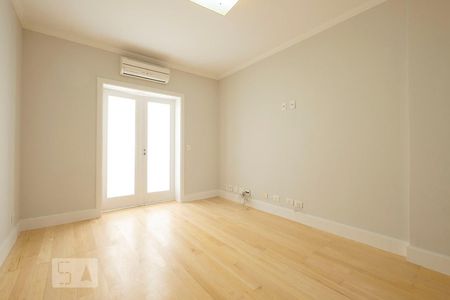Apartamento para alugar com 200m², 3 quartos e 2 vagasQuarto 3