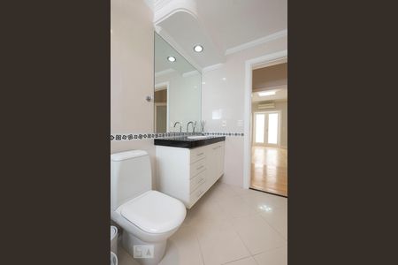 Apartamento para alugar com 200m², 3 quartos e 2 vagasBanheiro Social