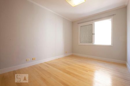 Apartamento para alugar com 200m², 3 quartos e 2 vagasQuarto 2