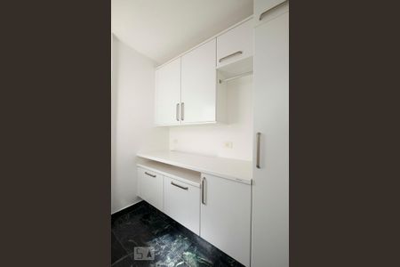 Apartamento para alugar com 200m², 3 quartos e 2 vagasÁrea de Serviço