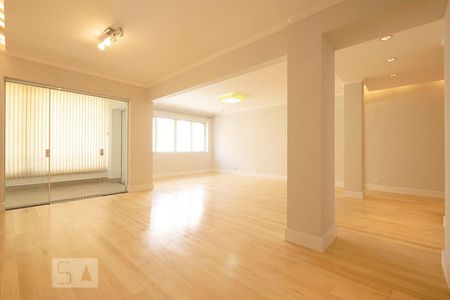 Sala de apartamento para alugar com 3 quartos, 200m² em Jardim Paulista, São Paulo