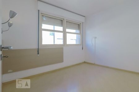 Quarto 2 de apartamento para alugar com 2 quartos, 52m² em Vila Monumento, São Paulo