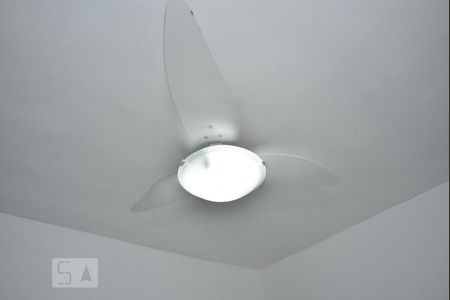 Sala de casa à venda com 1 quarto, 36m² em Curicica, Rio de Janeiro