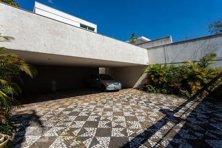 Casa à venda com 400m², 5 quartos e 5 vagasGaragem