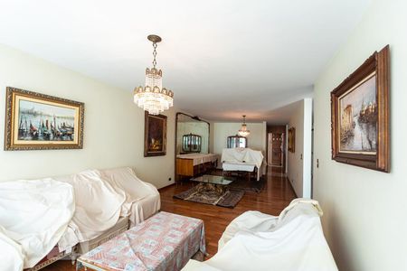 Sala de casa à venda com 5 quartos, 400m² em Planalto Paulista, São Paulo