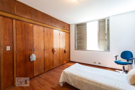 Casa à venda com 400m², 5 quartos e 5 vagasQuarto 2