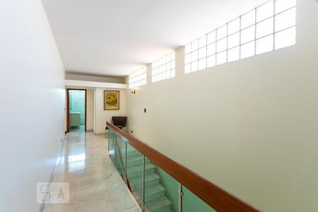 Casa à venda com 400m², 5 quartos e 5 vagasCorredor