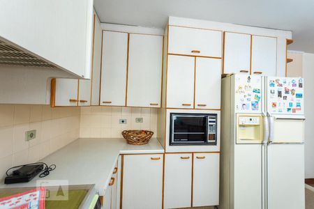 Casa à venda com 400m², 5 quartos e 5 vagasCozinha