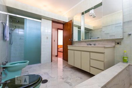 Casa à venda com 400m², 5 quartos e 5 vagasBanheiro Social