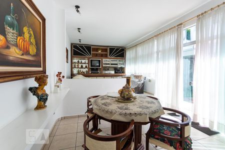 Casa à venda com 400m², 5 quartos e 5 vagasEdícula