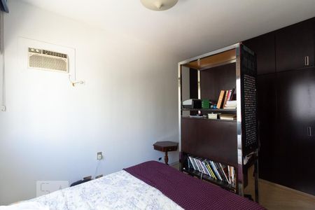 Apartamento à venda com 244m², 4 quartos e 3 vagasSuite 2 