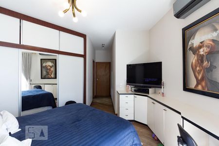 Apartamento à venda com 244m², 4 quartos e 3 vagasSuite 3 