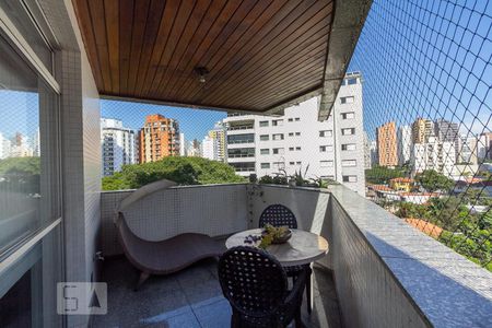 Apartamento à venda com 244m², 4 quartos e 3 vagasVaranda da Sala