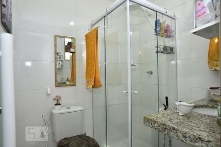 Casa de condomínio à venda com 180m², 2 quartos e 2 vagasBanheiro da Suíte 2