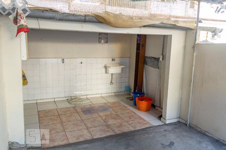 Casa à venda com 115m², 3 quartos e 2 vagasÁrea de Serviço