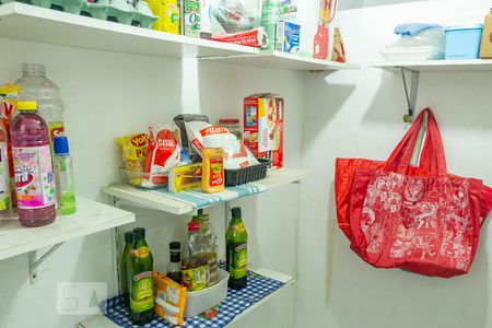 Casa à venda com 115m², 3 quartos e 2 vagasDespensa