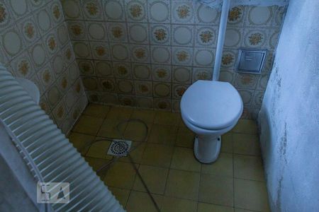 Casa à venda com 115m², 3 quartos e 2 vagasBanheiro de Serviço