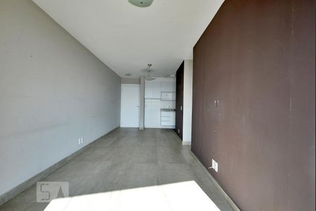 Sala de apartamento para alugar com 2 quartos, 68m² em Vila Ipojuca, São Paulo