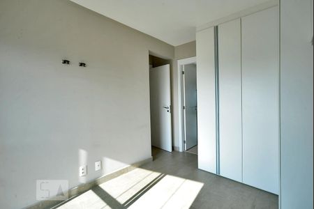 Quarto Suíte de apartamento para alugar com 2 quartos, 68m² em Vila Ipojuca, São Paulo