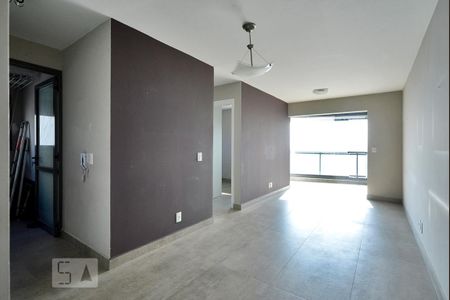Sala de apartamento para alugar com 2 quartos, 68m² em Vila Ipojuca, São Paulo
