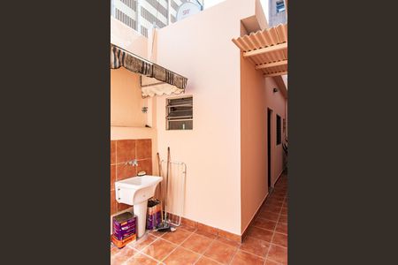 Casa à venda com 161m², 4 quartos e 2 vagasQuintal