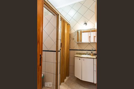 Casa à venda com 161m², 4 quartos e 2 vagasBanheiro