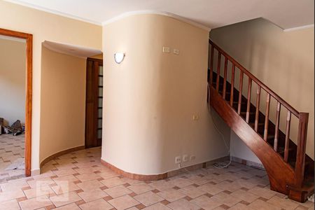 Sala de casa à venda com 4 quartos, 161m² em Vila Monumento, São Paulo