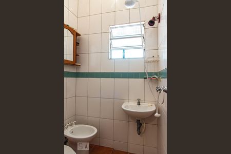 Casa à venda com 161m², 4 quartos e 2 vagasBanheiro de serviço