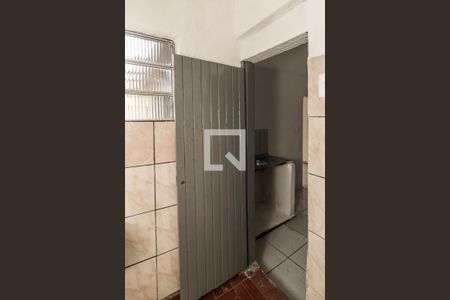 Banheiro de casa para alugar com 1 quarto, 30m² em Jardim Maringa, São Paulo