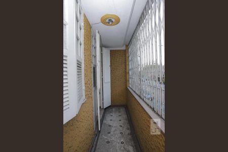 Apartamento à venda com 130m², 3 quartos e sem vagaVaranda