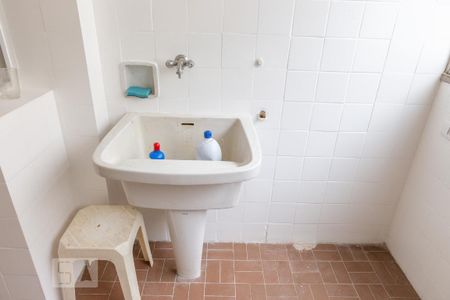 Apartamento à venda com 111m², 3 quartos e 1 vaga Apartamento à venda com 111m², 3 quartos e 1 vagaLavanderia