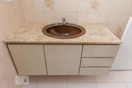 Apartamento à venda com 111m², 3 quartos e 1 vaga Apartamento à venda com 111m², 3 quartos e 1 vagaBanheiro da Suíte