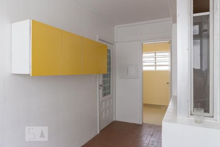 Apartamento à venda com 111m², 3 quartos e 1 vaga Apartamento à venda com 111m², 3 quartos e 1 vagaLavanderia