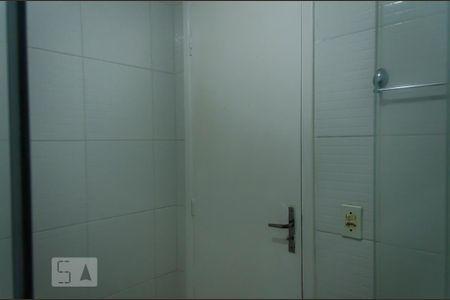 Banheiro de apartamento para alugar com 1 quarto, 38m² em República, São Paulo