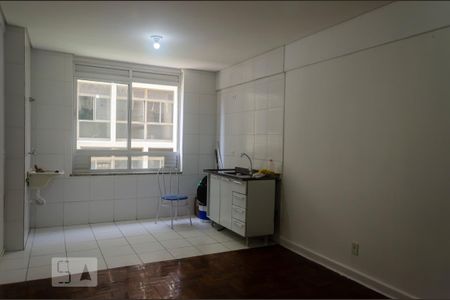 Sala/Cozinha de apartamento para alugar com 1 quarto, 38m² em República, São Paulo