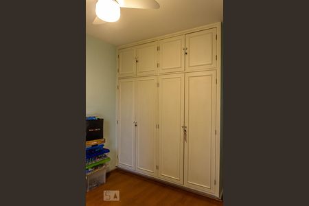 Apartamento para alugar com 125m², 3 quartos e 2 vagasQuarto 2