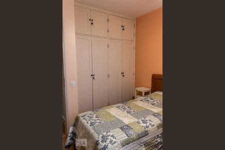 Apartamento para alugar com 125m², 3 quartos e 2 vagasQuarto 3