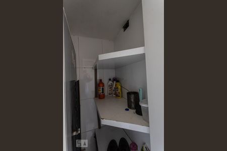 Apartamento à venda com 75m², 2 quartos e 2 vagasDispensa