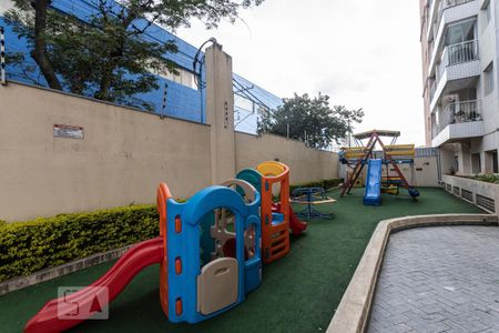 Apartamento à venda com 75m², 2 quartos e 2 vagasÁrea Comum - Playground