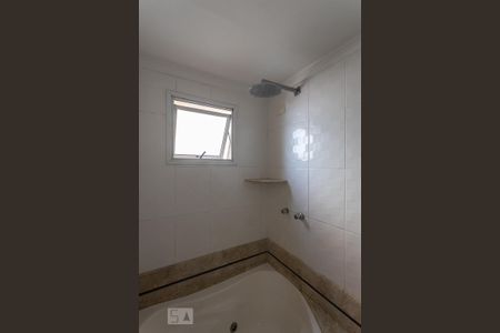 Apartamento à venda com 75m², 2 quartos e 2 vagasBanheiro Suite