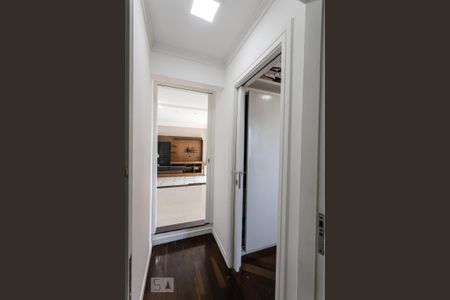 Apartamento à venda com 75m², 2 quartos e 2 vagasCorredor